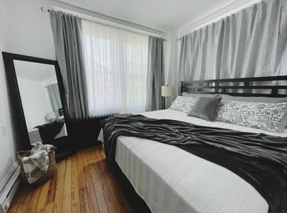 Lovely 2Br W Office Space - King Bed & Alexa Pittsburgh Exterior foto