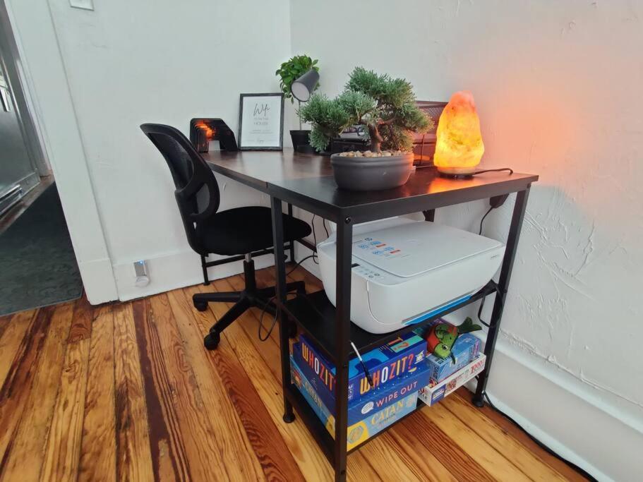 Lovely 2Br W Office Space - King Bed & Alexa Pittsburgh Exterior foto
